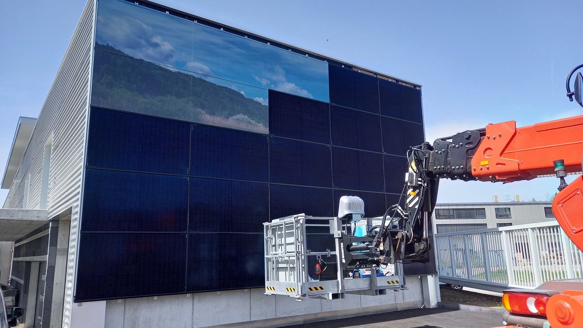 Folia na panele fotowoltaiczne