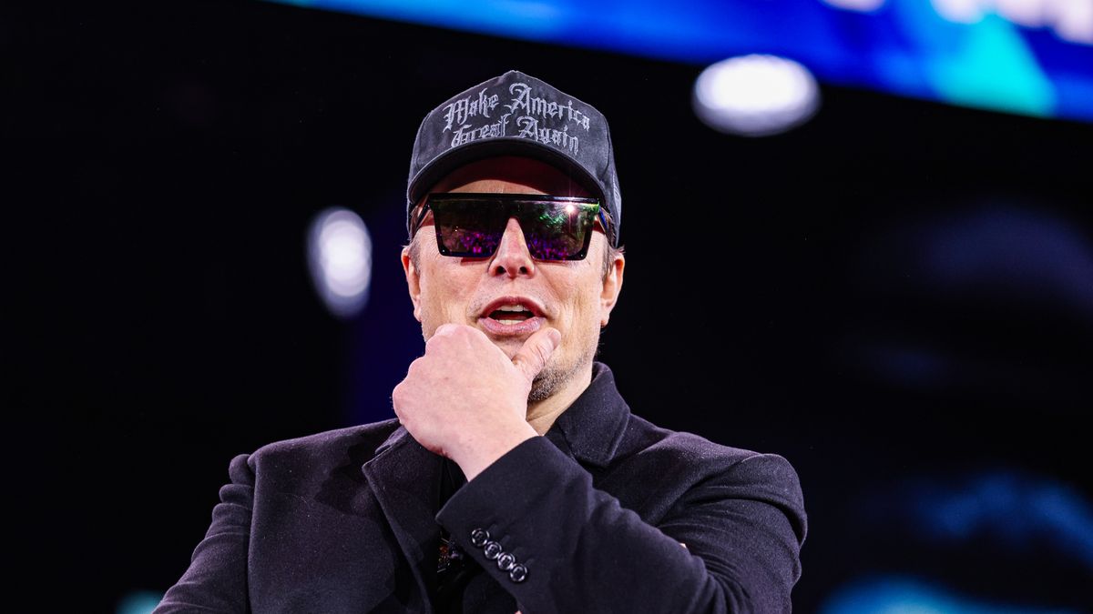 Oxon Hill, MD - FEBRUARY 20, 2025: Elon Musk speaks at the Conservative Political Action Conference (CPAC) at the National Harbor in Oxon Hill, MD on February 20, 2025. (Photo by Valerie Plesch for The Washington Post via Getty Images)