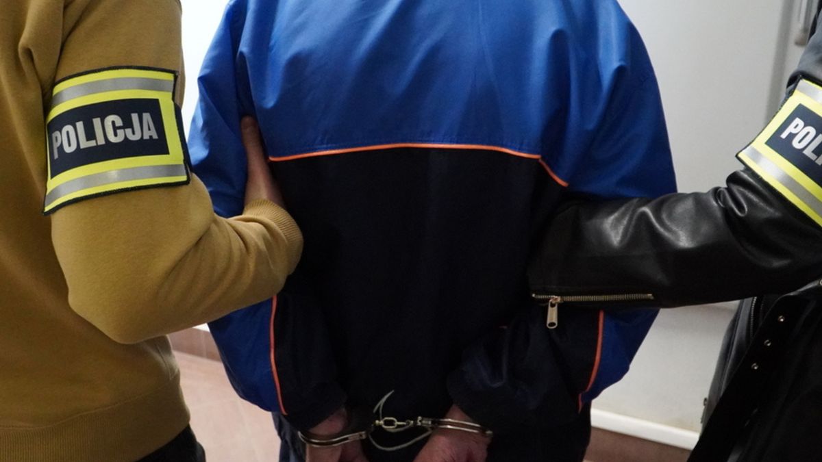Groził nożem sąsiadce. Został zatrzymany przez policję