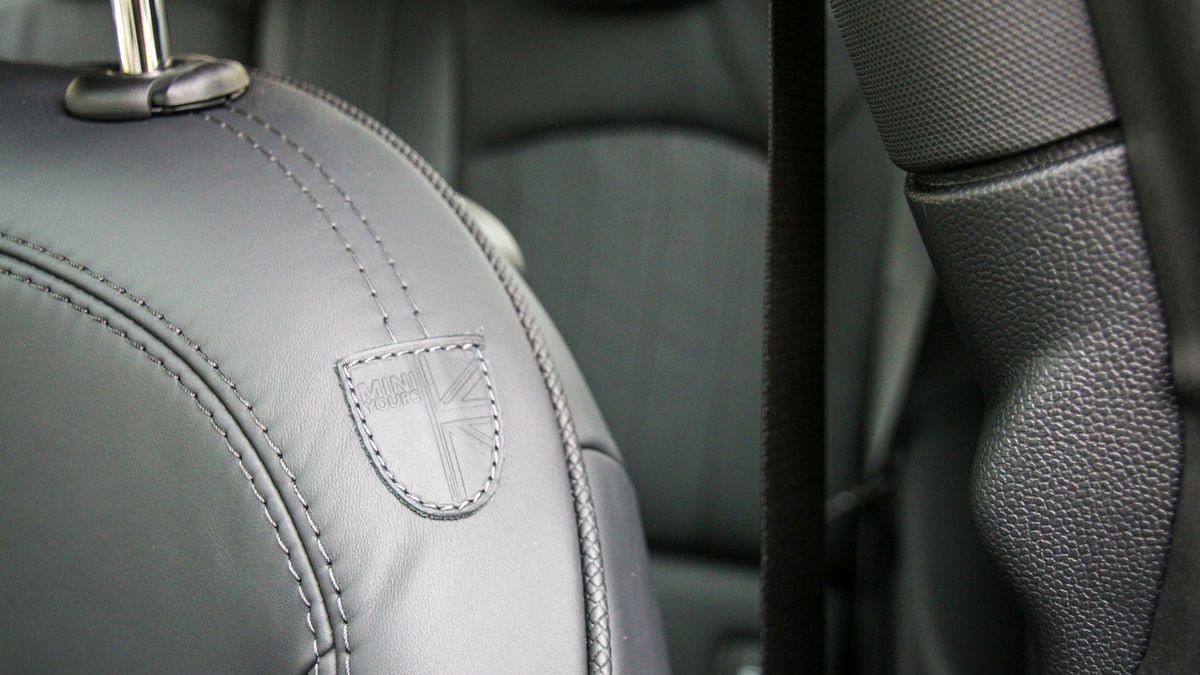 Skóra w Mini niebawem stanie się przeszłością.