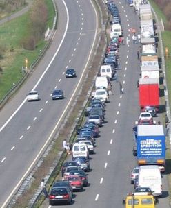 Korytarze ratunkowe: 6 minut by przeżyć. Daj przejechać karetce!