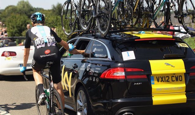 Jaguar i Skoda na Tour de France