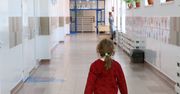 Miliardy złotych i tysiące potrzebujących. Program dla uczniów jest, ale to za mało