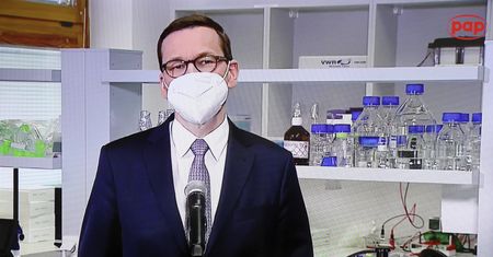 Koronawirus w Polsce. Łagodzą obostrzenia. Oto co się zmienia