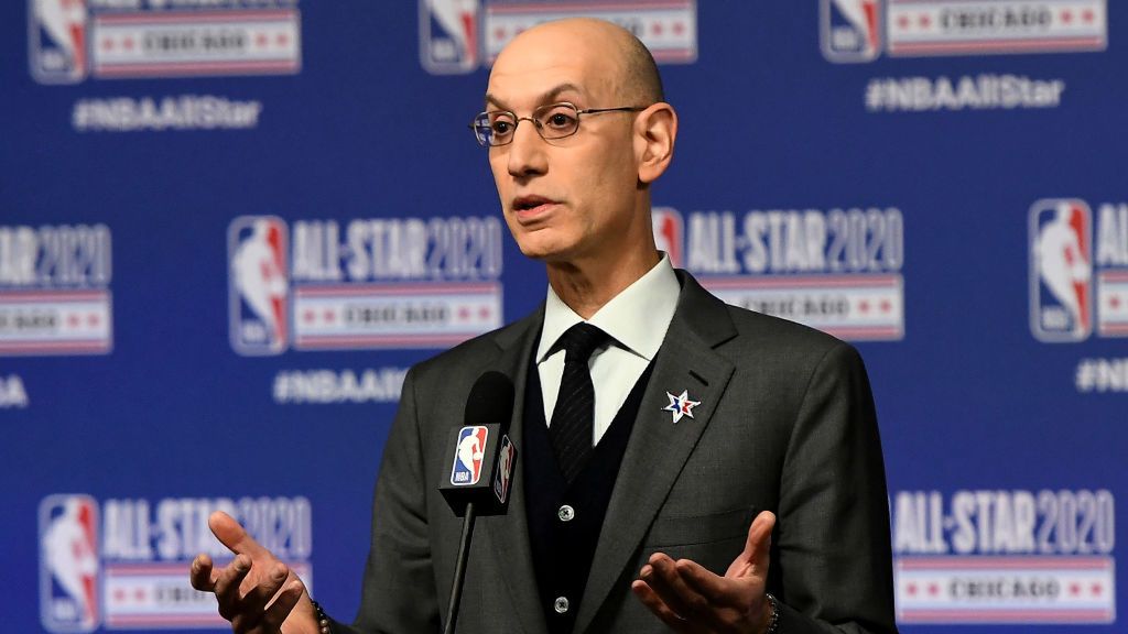 Getty Images / Stacy Revere / Na zdjęciu: Adam Silver