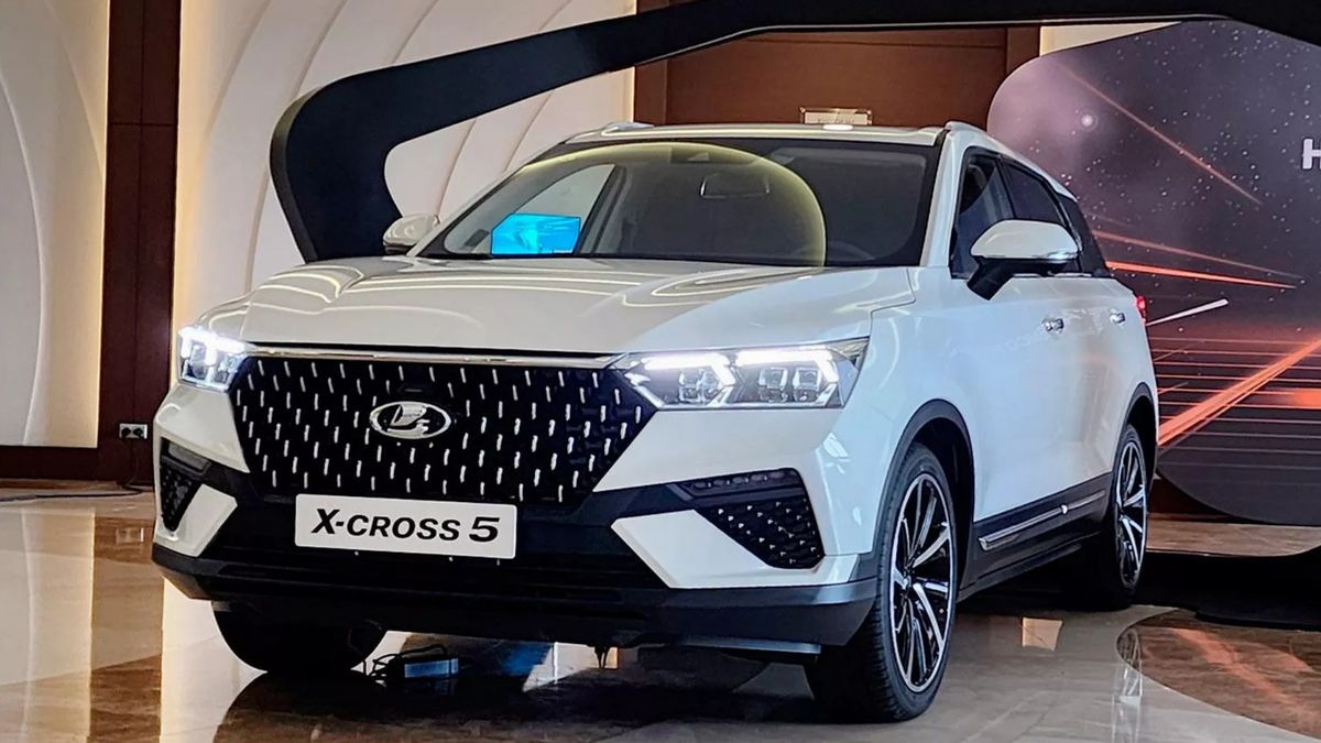 Lada X-Cross 5