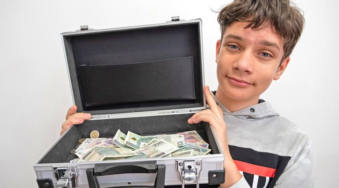 Nastolatki rządzą... kasą