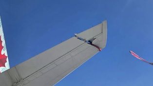 Kolizja samolotów. Winglet Airbusa A350 utkwił w ogonie Boeinga 777