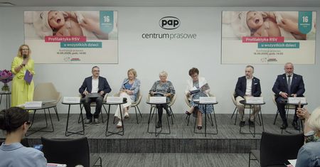 RSV u dzieci: 15 tys. hospitalizacji i 105 mln zł kosztów. Eksperci i rodzice chcą powszechnej profilaktyki RSV