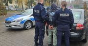 Trzebnica: 26-latek zasnął w samochodzie na myjni. Obudzili go policjanci, przy sobie miał narkotyki