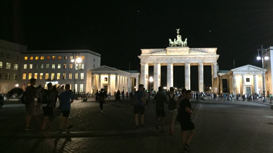 Niemcy zarabiają nieporównywalnie więcej, choć tamtejszy fiskus jest zdecydowanie zachłanniejszy