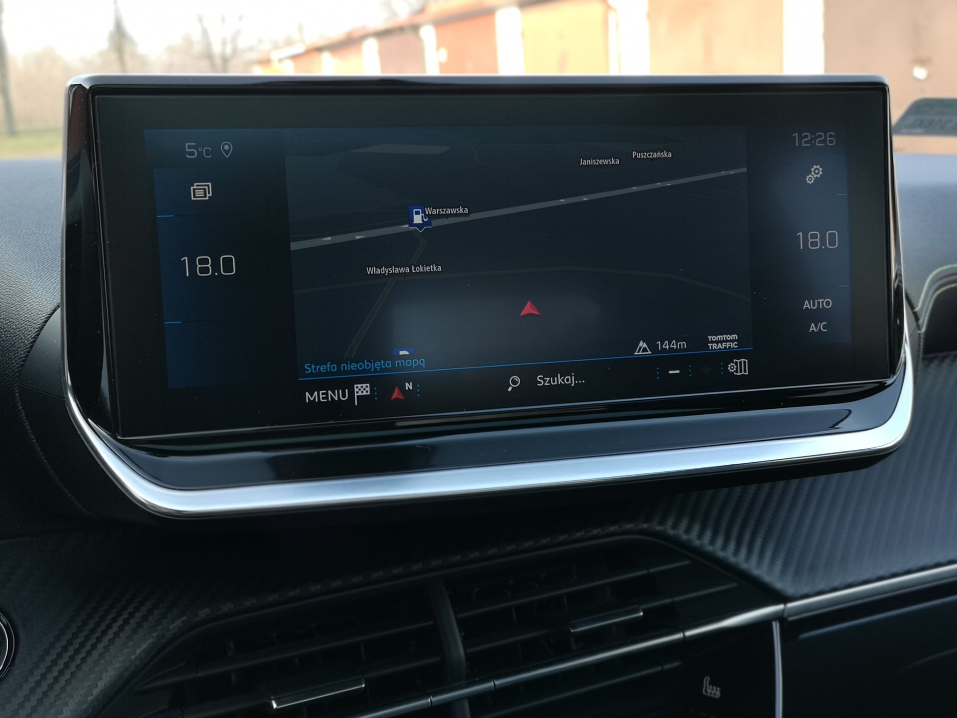 Peugeot 208 GT Line: wirtualne zegary 3D oraz obsługa systemu 18