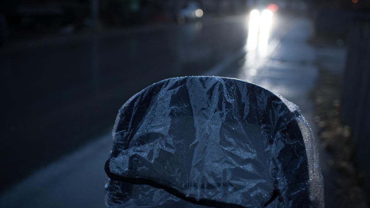 Oszustwo na wózek. Nigdy nie wychodź z samochodu