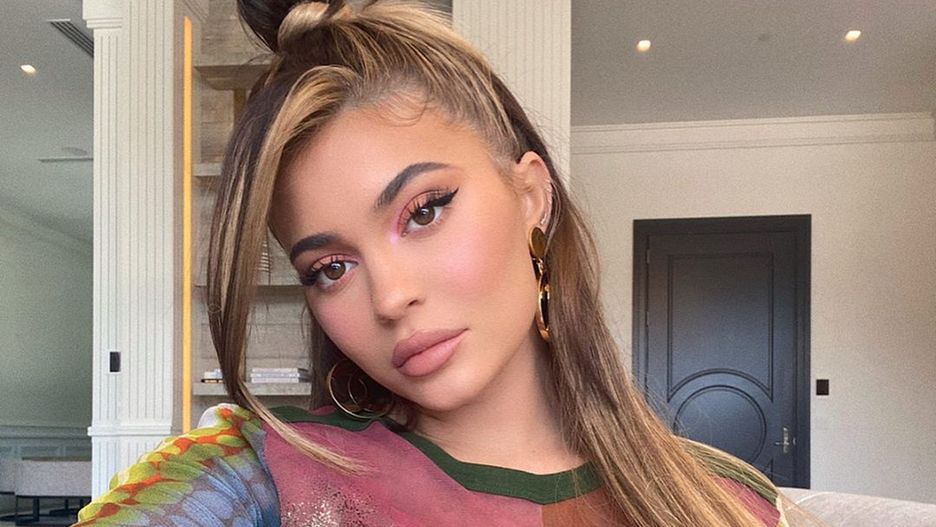 Kylie Jenner wybrała osobliwą stylizację.