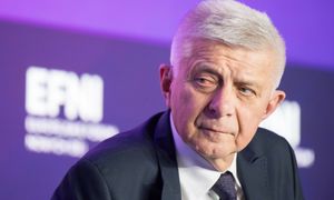 Polska w pułapce taniej waluty. "Akumulujemy bez pojęcia i bez pamięci"