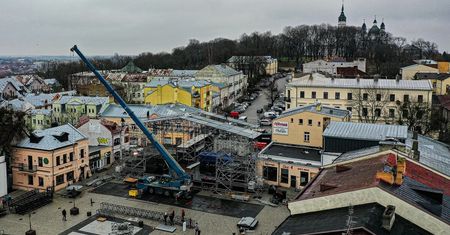 Sylwester 2024/2025 w Chełmie. Noclegi, parkingi, kluczowe informacje dla przyjezdnych