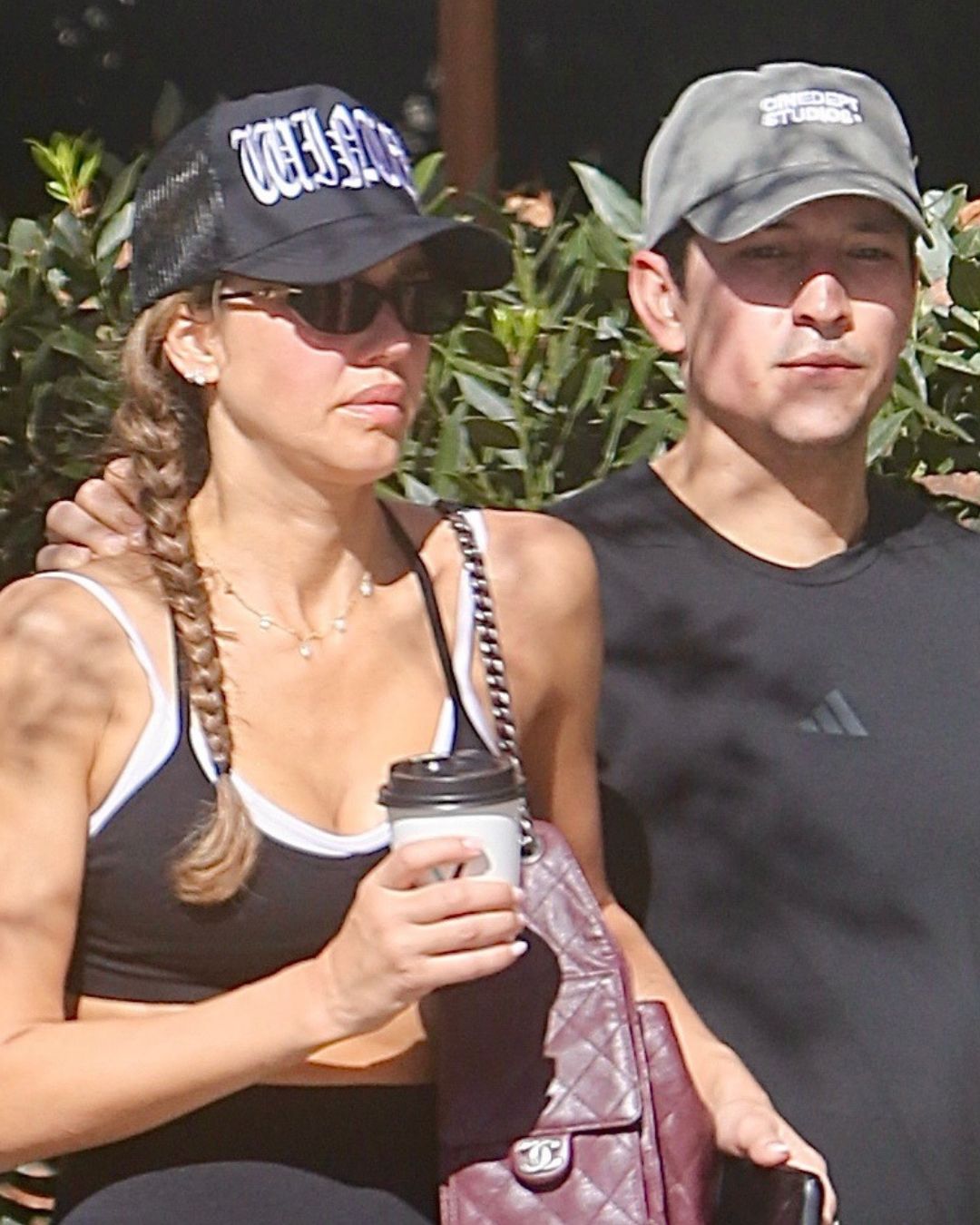 Jessica Alba i Danny Ramirez
