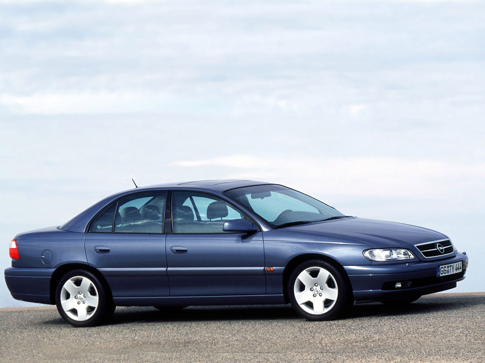 Opel Omega 3