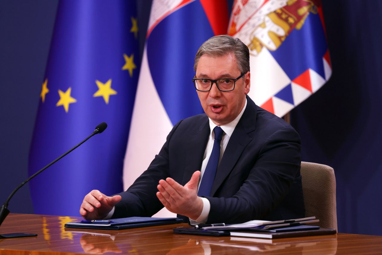 Serbian president Vucic returns home, hospitalized in Belgrade