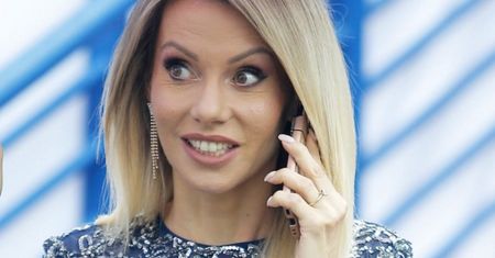 Najlepsza sukienka na upały? Opczowska nosi ją na okrągło