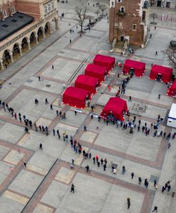 Kraków. Ogromne zainteresowanie szczepieniami. Interweniowało wojsko