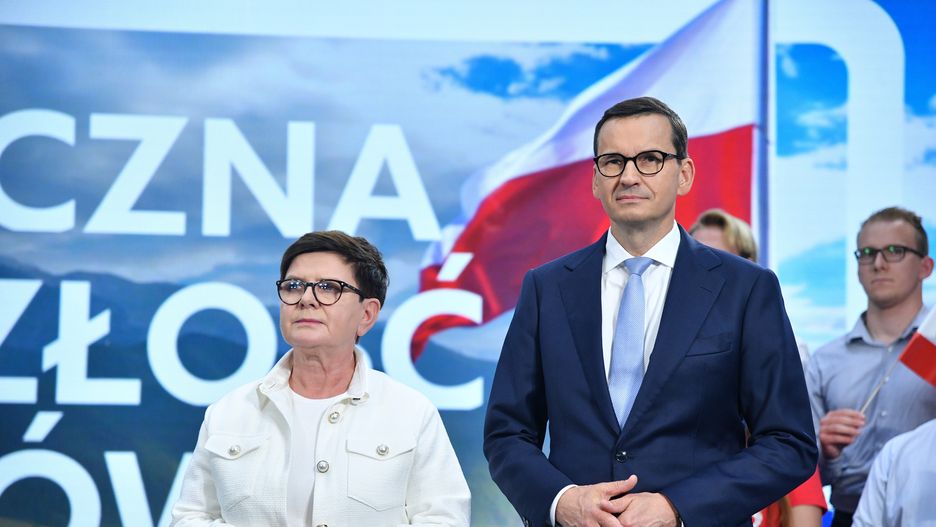 Mateusz Morawiecki, Beata Szyd�o
Radek Pietruszka
PiS, politycy, polityka, parlamentarnymi, parlamentu, wyborami, has�o, kampania wyborcza, partia polityczna, polityczne, wybor�w, wybory, ugrupowanie