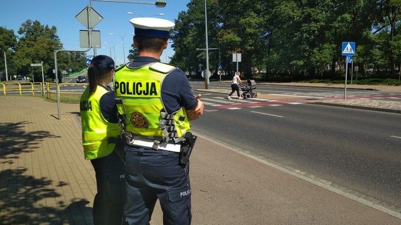 Na przejściach kierowcy muszą szczególnie uważać