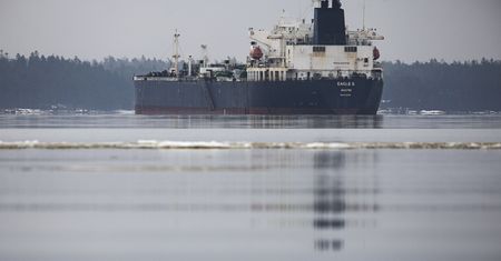 Zerwanie kabli w Zatoce Fińskiej. Są zarzuty dla oficerów tankowca rosyjskiej floty cieni