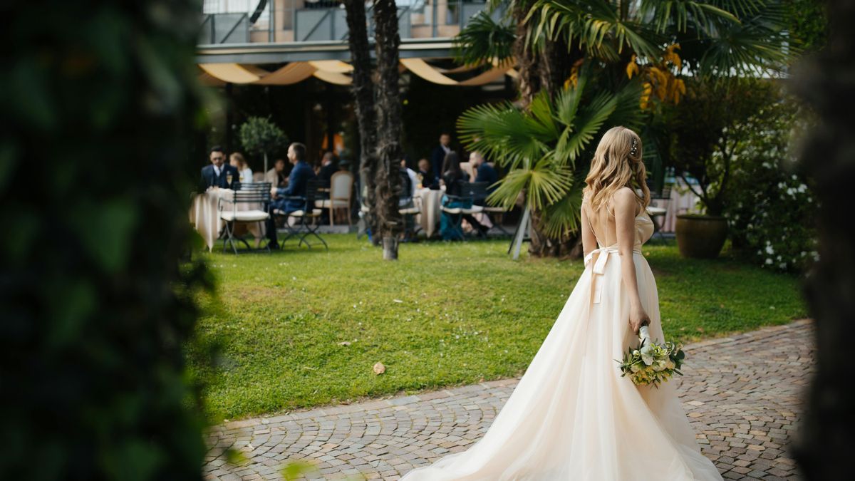 Strzelanina na francuskim weselu/ zdjęcie ilustracyjne