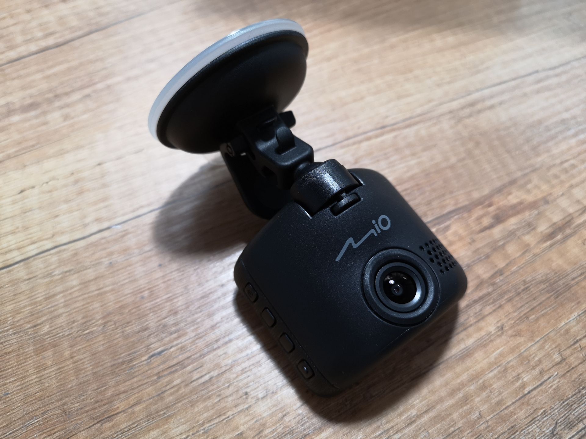 Krótki test Mio MiVue C330: wielofunkcyjna kamerka w rozsądnej cenie 4