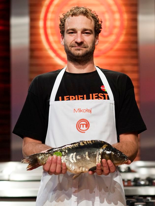 Mikołaj Rey w odważnej sesji zdjęciowej! - WP Teleshow