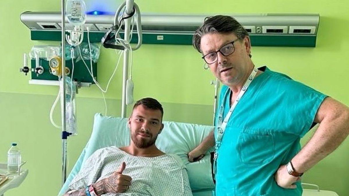 Zdjęcie okładkowe artykułu: Instagram / Spezia Calcio / Przemysław Wiśniewski po operacji kolana