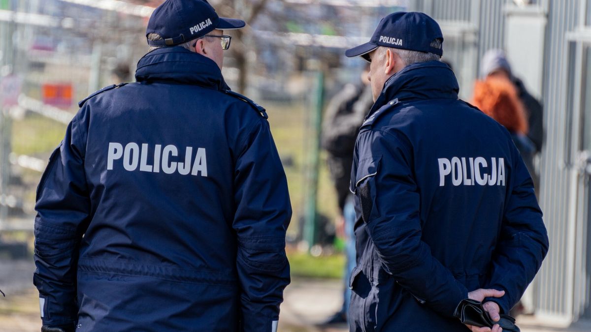 Będą nowe świadczenia motywacyjne dla policjantów i żołnierzy