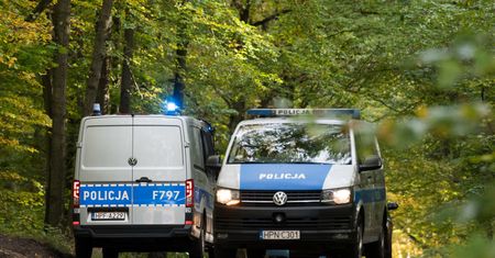 Kula przebiła jej korpus. 36-latka postrzelona przed własnym domem