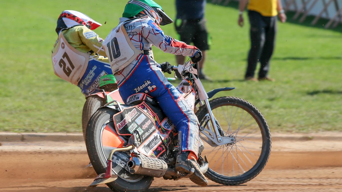 Zdjęcie okładkowe artykułu: WP SportoweFakty / Arkadiusz Siwek / Na zdjęciu: Zdenek Holub w kasku zielonym