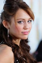 Miley Cyrus się tłumaczy