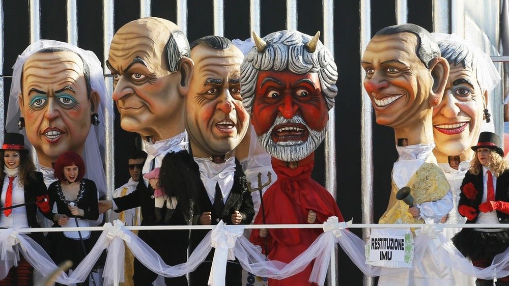 Karykatury włoskich polityków z Beppe Grillo (diabeł) z Ruchu 5 Gwiazd na czele.