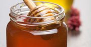 Czym różni się sztuczny miód od naturalnego?