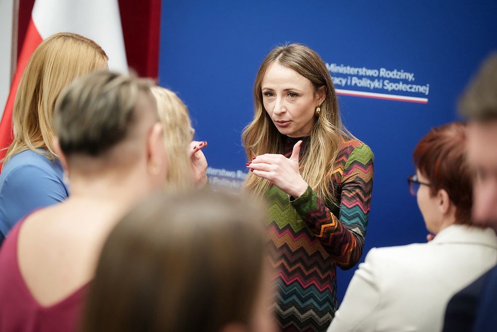 Agnieszka Dziemianowicz-Bąk, że docelowo projekt ma być gotowy w maju