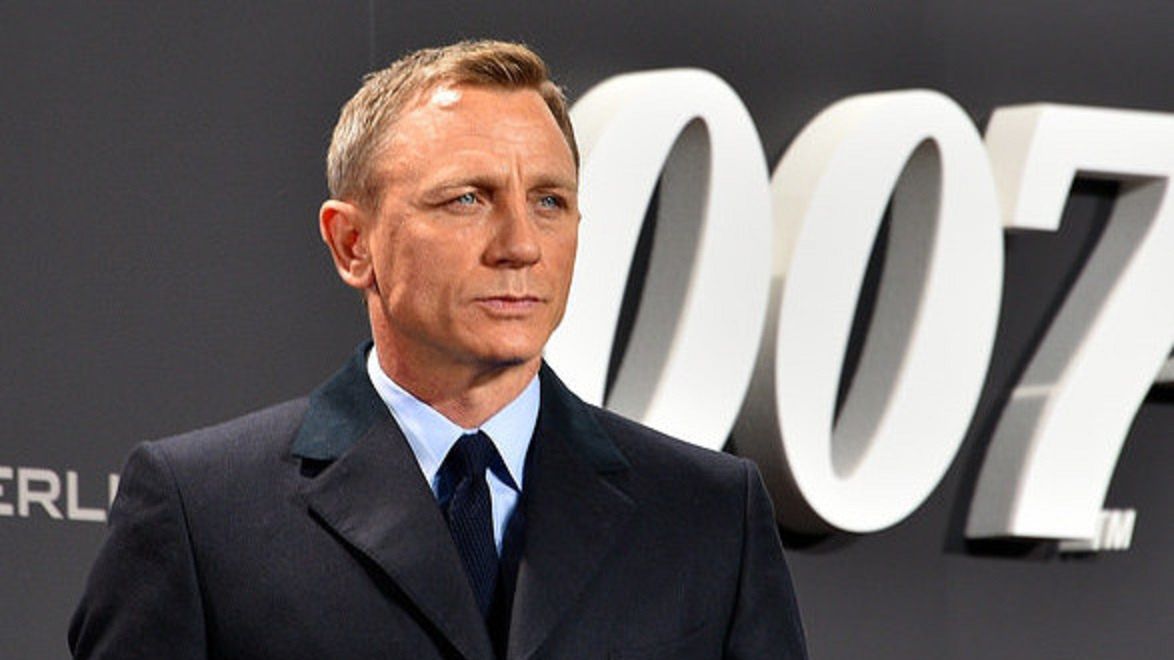 Daniel Craig