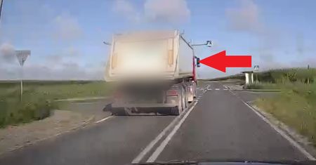 Szokujące wyprzedzanie. Policja publikuje nagranie
