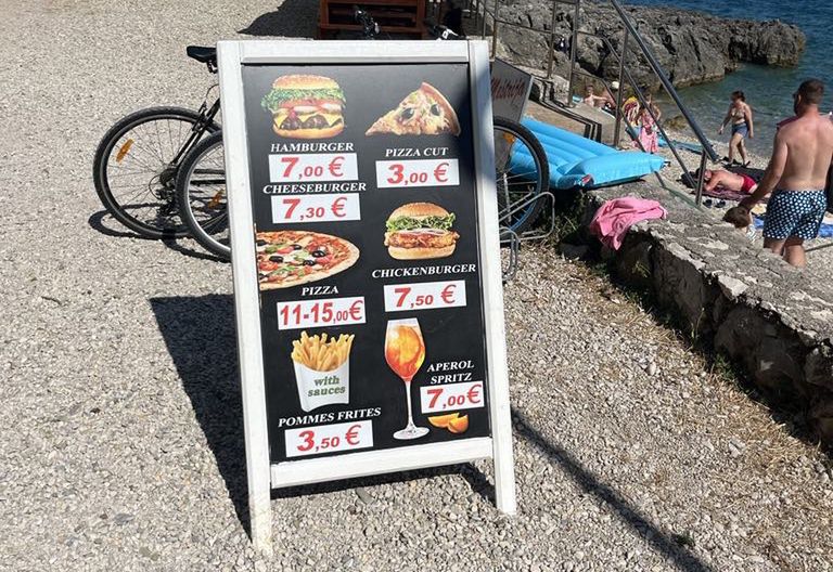 Ceny w plażowych barach