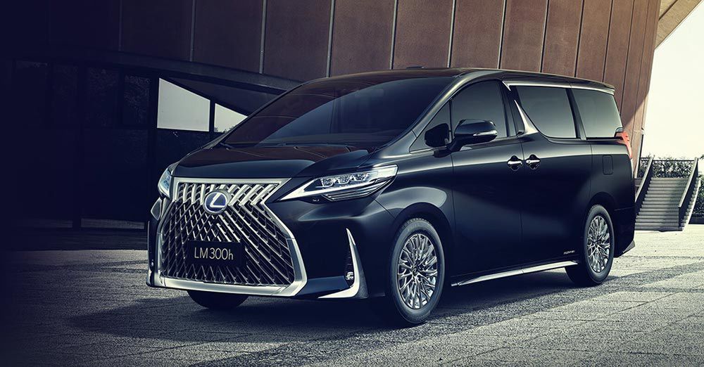 Lexus LM: pierwszy minivan japońskiej marki premium