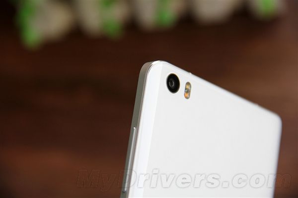 W skrócie: Xiaomi Mi Note na zdjęciach, koniec marki Ascend i i klon iPhone'a 6 29