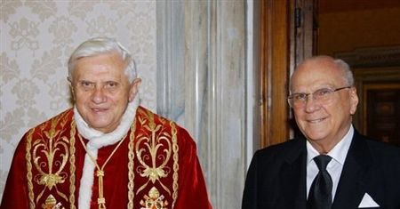 Papież Benedykt XVI cieszy się z pielgrzymki do Polski