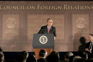 Bush: odbudowa Iraku postępuje, ale powoli
