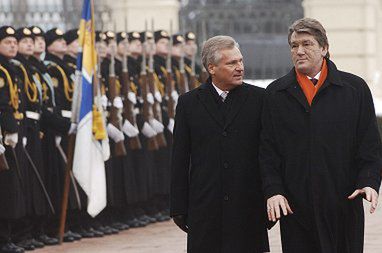 Kwaśniewski: chcemy powitać Ukrainę w UE i NATO