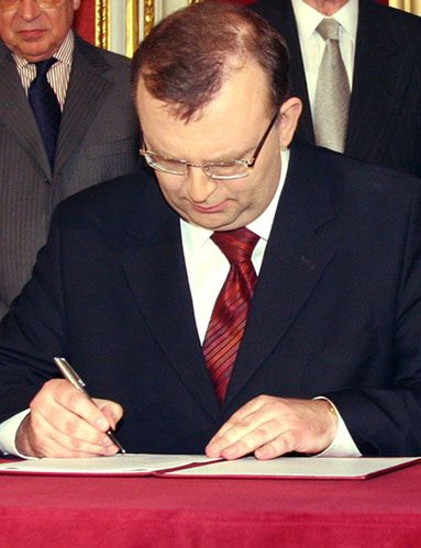 Ujazdowski ministrem spraw zagranicznych po Mellerze?