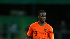 Holenderski piłkarz opluł rywala z Niemiec. Został usunięty z reprezentacji