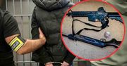 Pijany nastolatek strzelał z wiatrówki w auto. Zatrzymała go policja